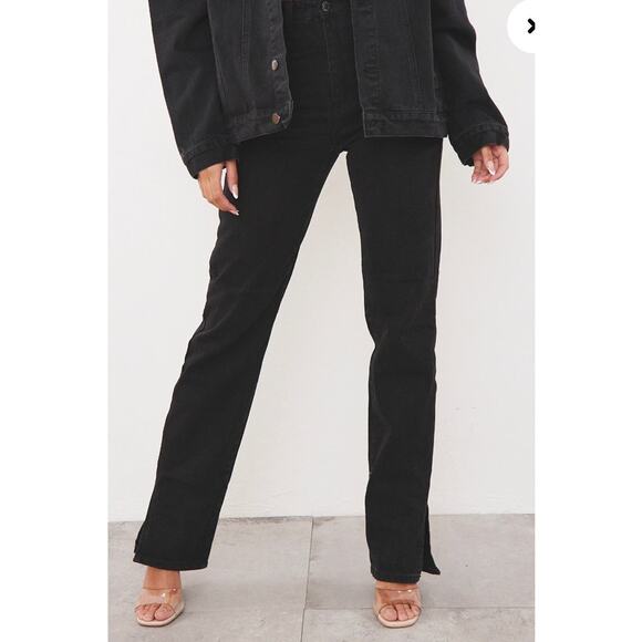 Pretty Little Thing Black Split Hem High Rise Straight Leg Denim Jeans. Size 00 - Picture 1 of 7